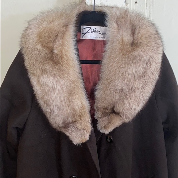 Fisher pea coat with real fur collar - Picture 2 of 16